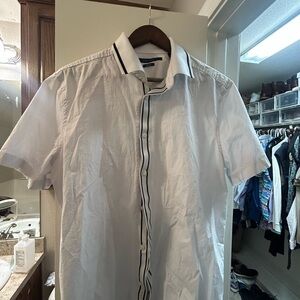Perry Ellis White Short Sleeve Shirt with Black Trim
